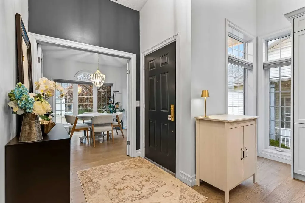 33 Douglasview Park SE Calgary AB T2Z2R9