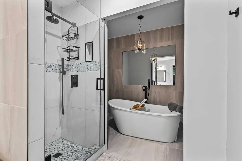 33 Douglasview Park SE Calgary AB T2Z2R9