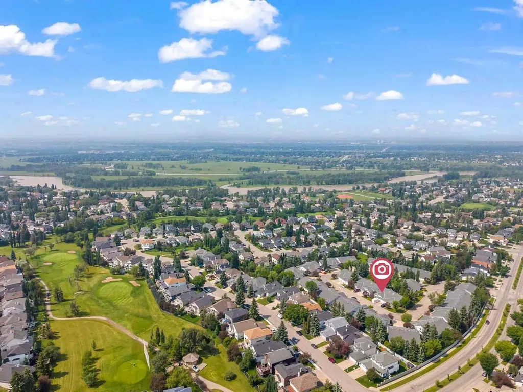 33 Douglasview Park SE Calgary AB T2Z2R9