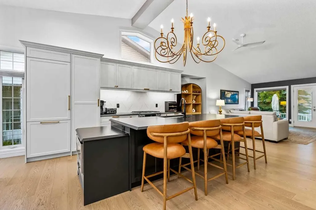33 Douglasview Park SE Calgary AB T2Z2R9
