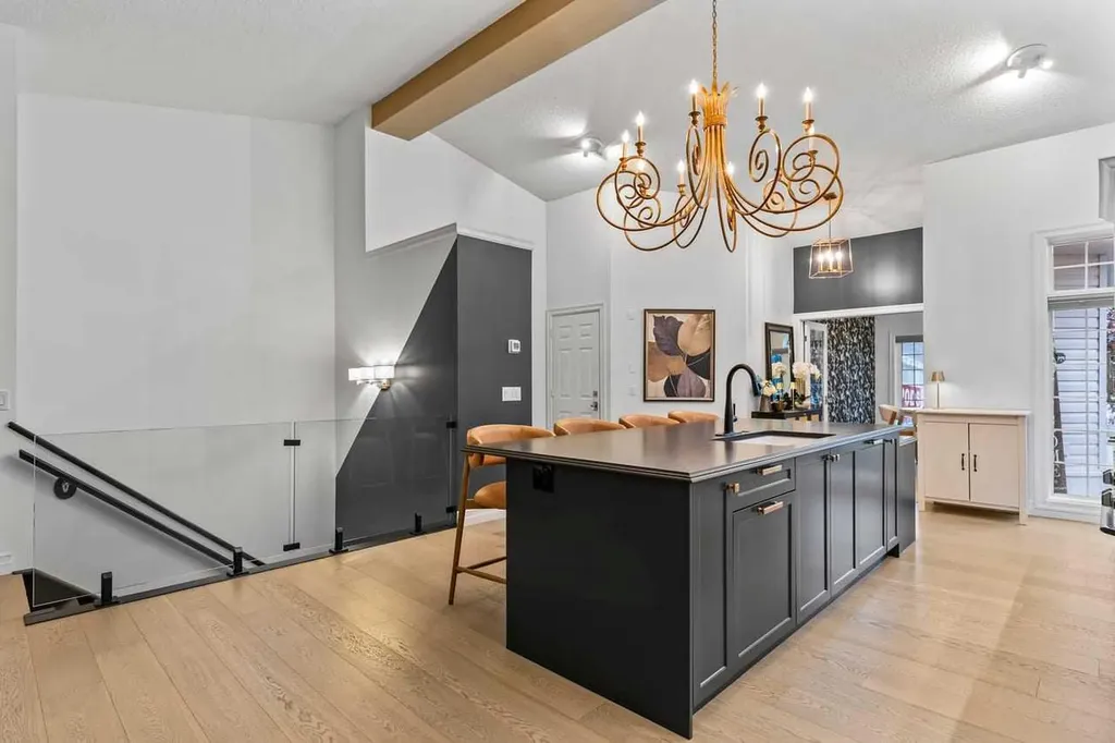 33 Douglasview Park SE Calgary AB T2Z2R9