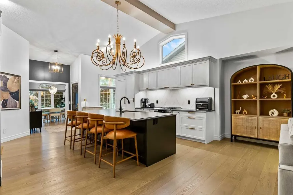 33 Douglasview Park SE Calgary AB T2Z2R9