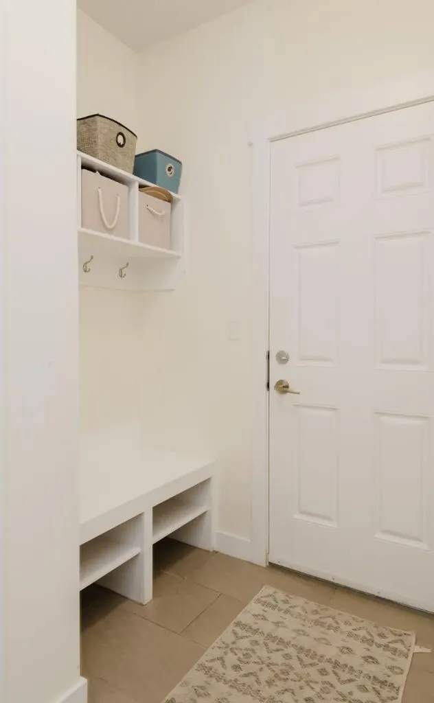 8969 96 Avenue Grande Prairie AB T8X0N1