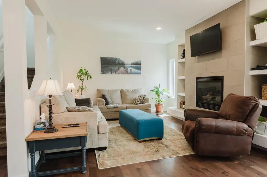 8969 96 Avenue Grande Prairie AB T8X0N1