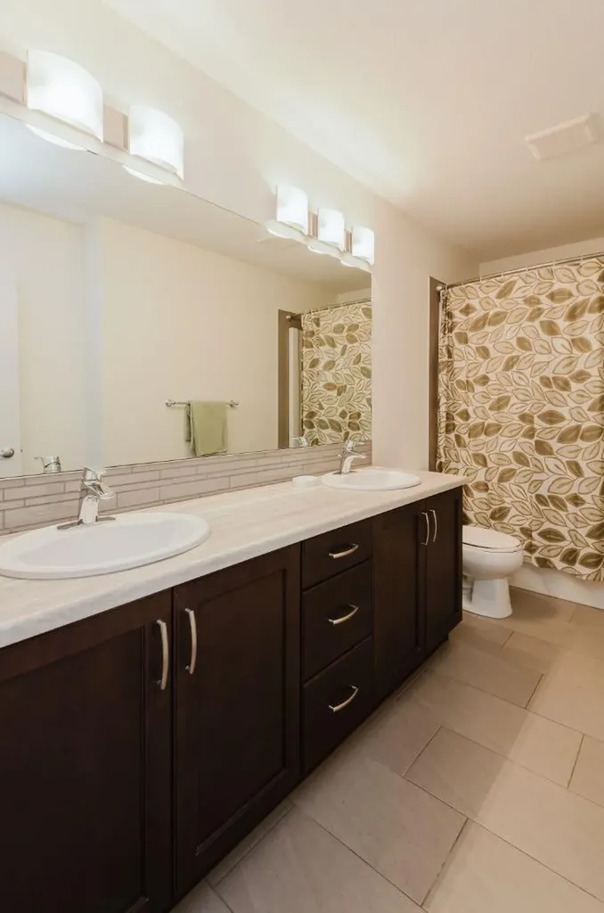 8969 96 Avenue Grande Prairie AB T8X0N1