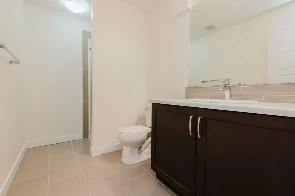 8969 96 Avenue Grande Prairie AB T8X0N1