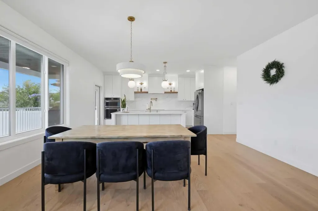 6 Mitchell Crescent Blackfalds AB T4M 0H4