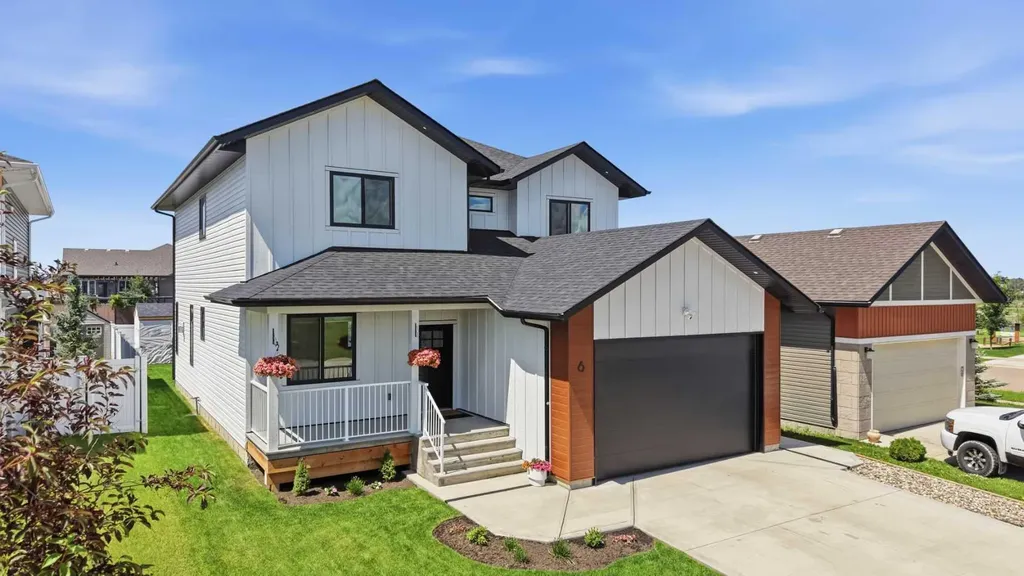 6 Mitchell Crescent Blackfalds AB T4M 0H4