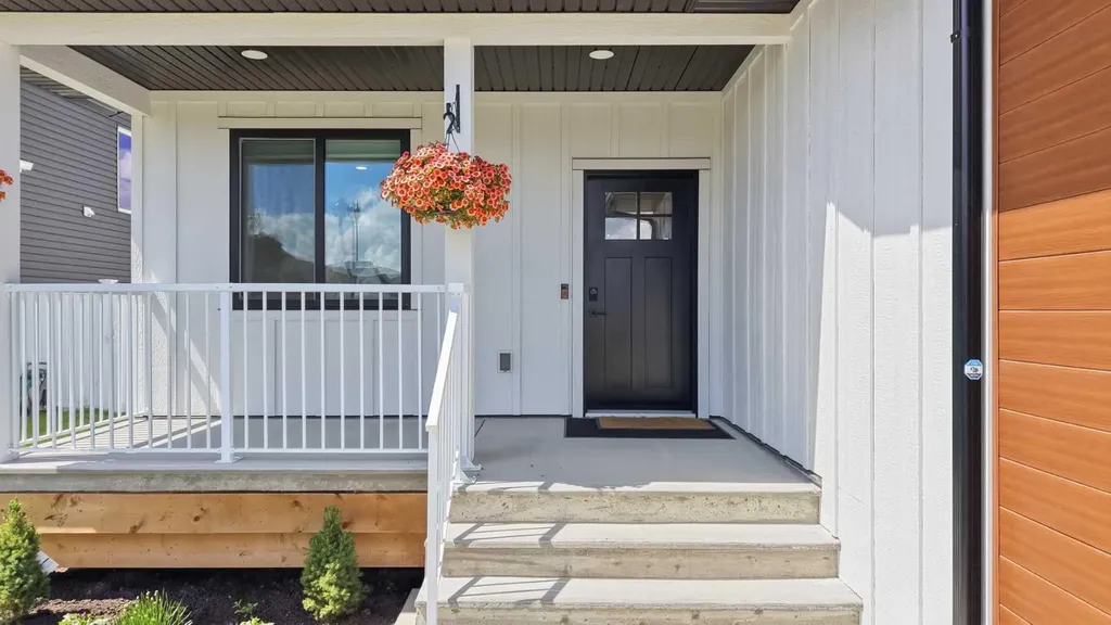 6 Mitchell Crescent Blackfalds AB T4M 0H4