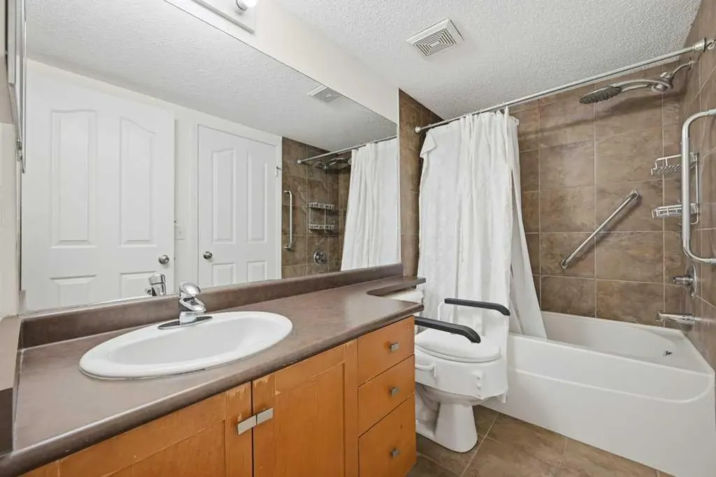 60 Panatella Street NW Calgary AB T3K 0M4