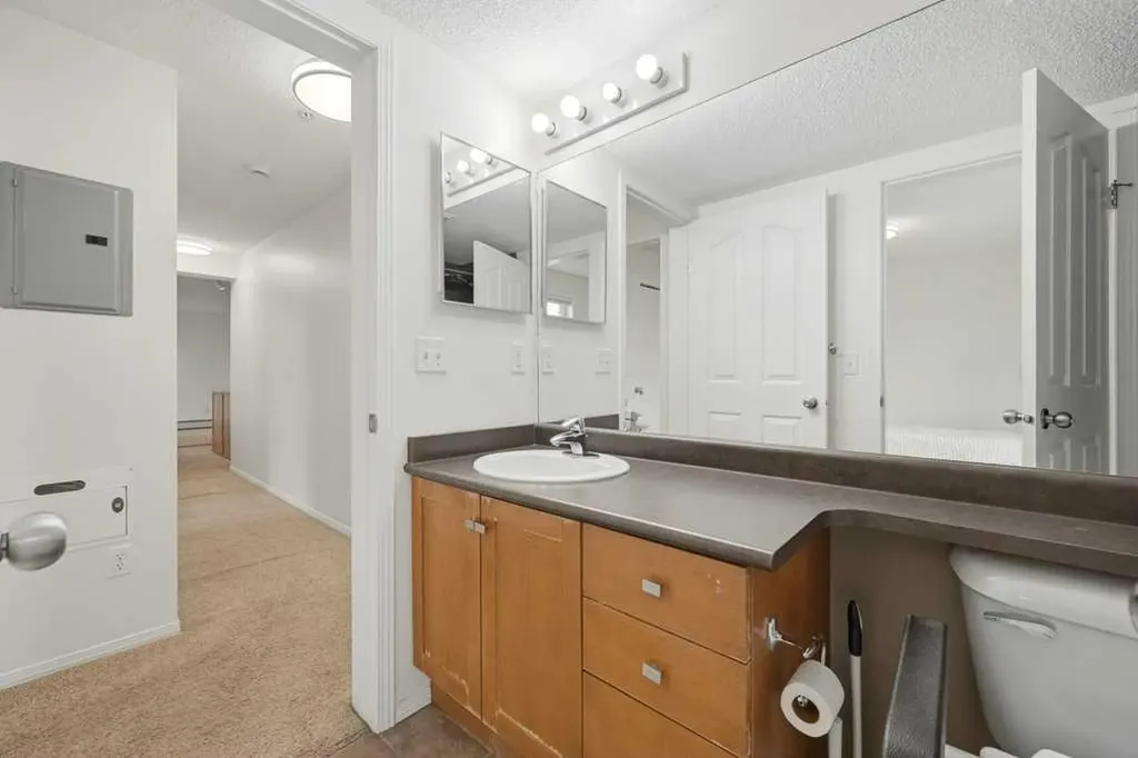 60 Panatella Street NW Calgary AB T3K 0M4