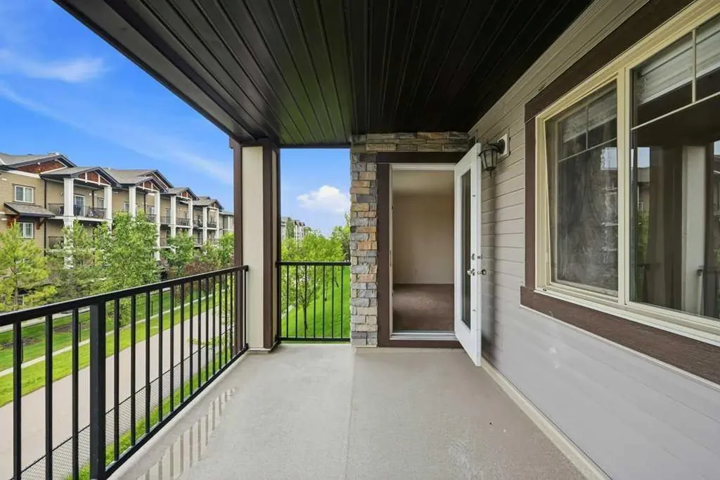 60 Panatella Street NW Calgary AB T3K 0M4