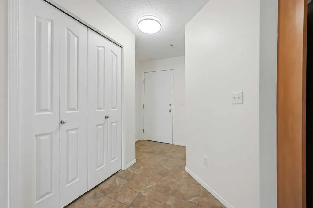 60 Panatella Street NW Calgary AB T3K 0M4