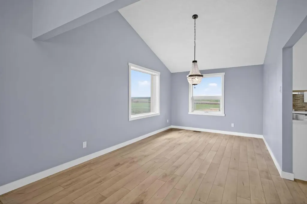 578099 83 Street E Rural Foothills County AB T1V 1R7
