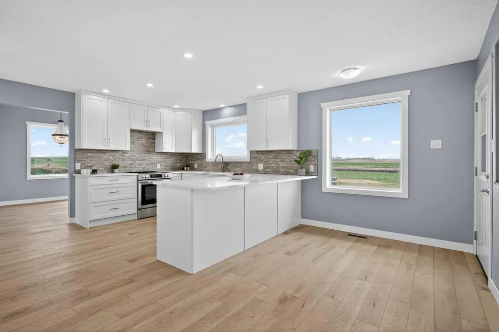 578099 83 Street E Rural Foothills County AB T1V 1R7