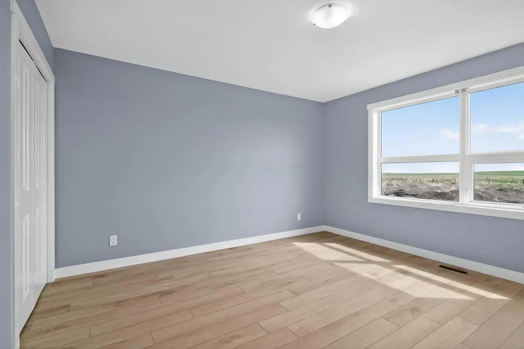 578099 83 Street E Rural Foothills County AB T1V 1R7