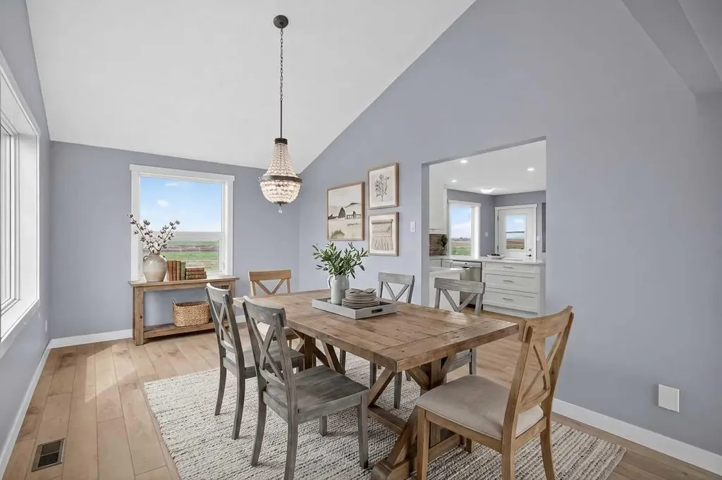 578099 83 Street E Rural Foothills County AB T1V 1R7