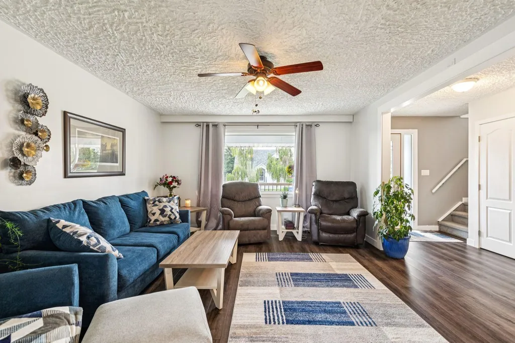 485 Big Springs Drive SE Airdrie AB T4A 1A3