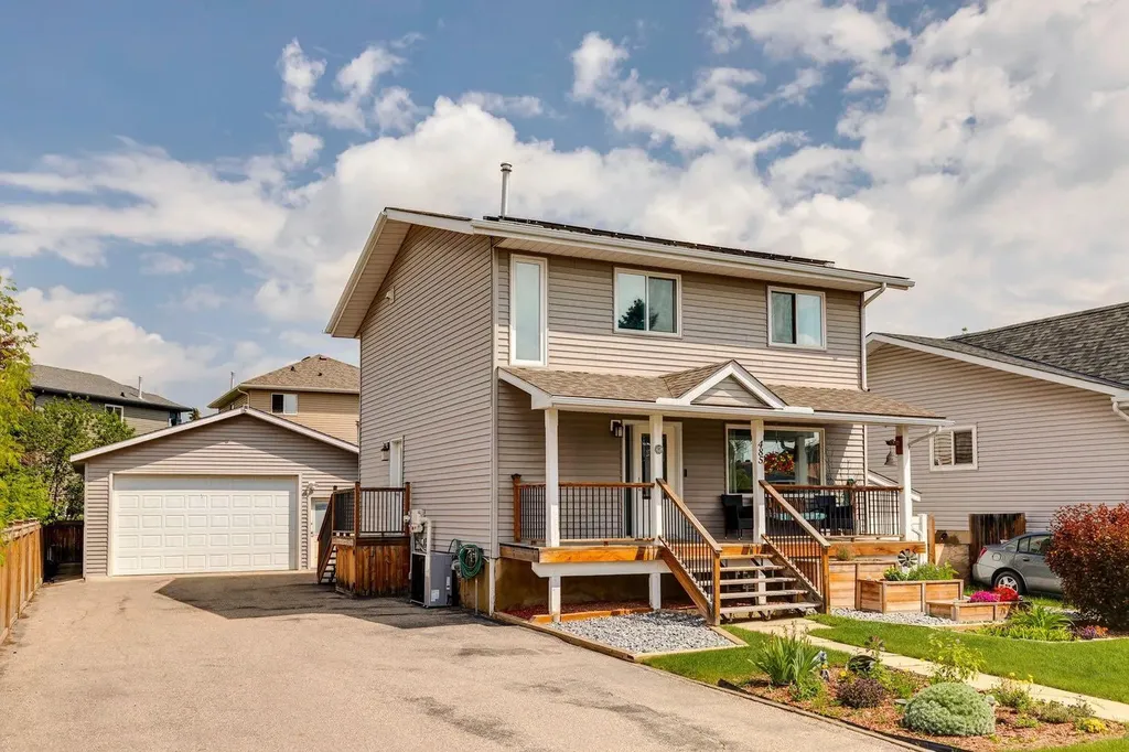 485 Big Springs Drive SE Airdrie AB T4A 1A3