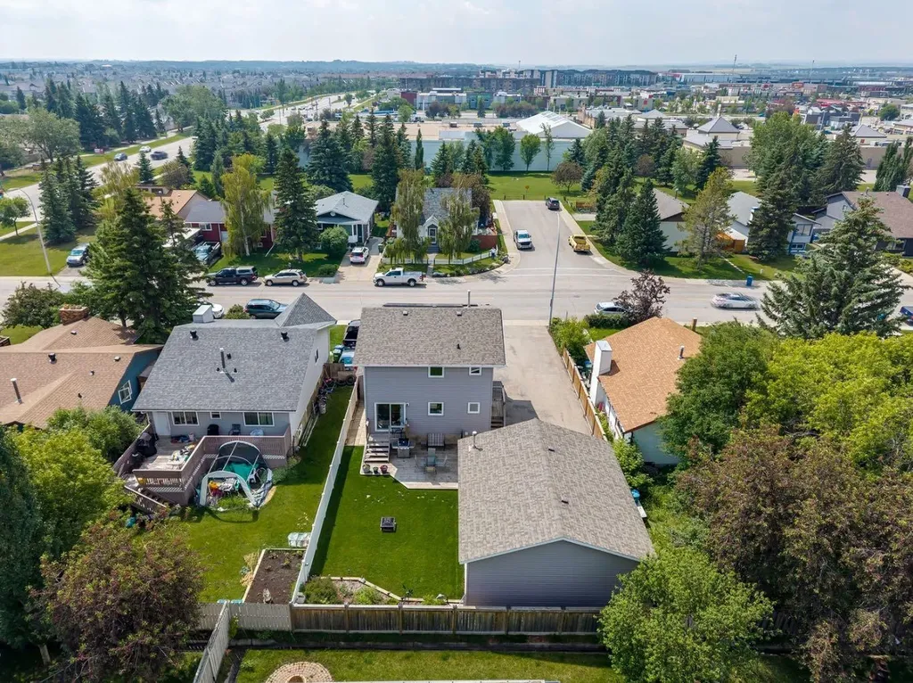 485 Big Springs Drive SE Airdrie AB T4A 1A3