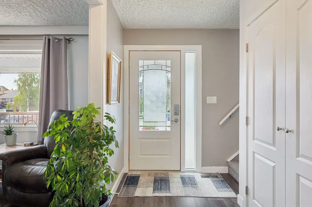 485 Big Springs Drive SE Airdrie AB T4A 1A3