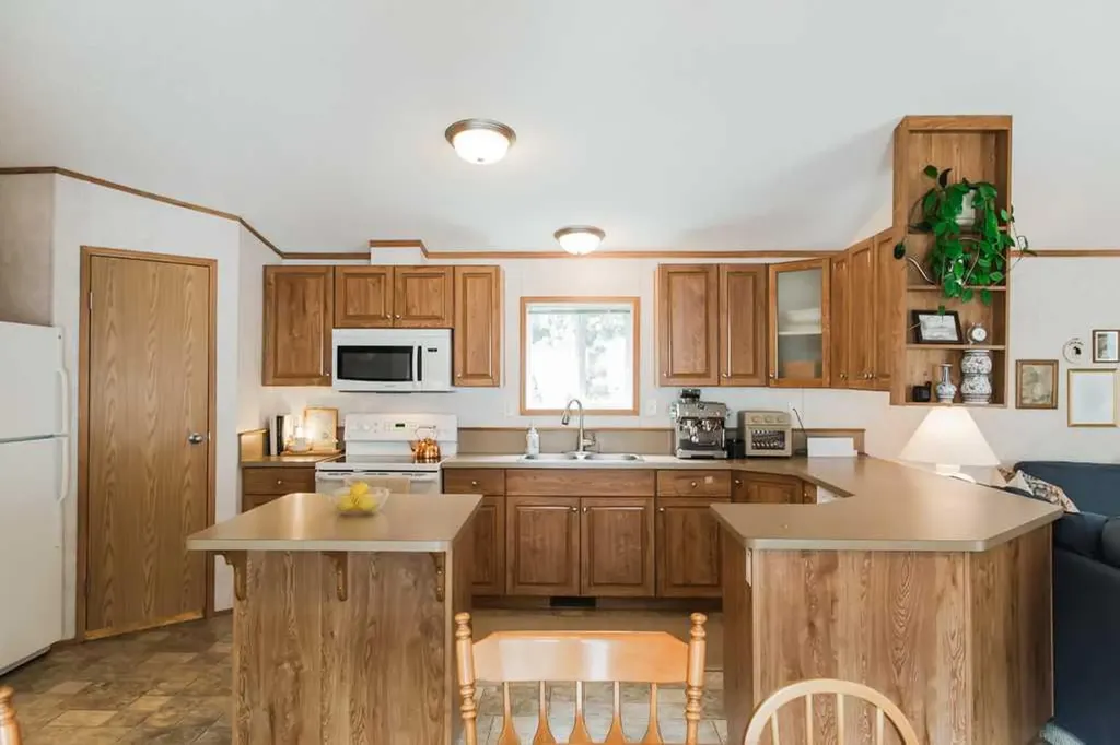 7329 Twp Road 701a Grovedale AB T0H1X0