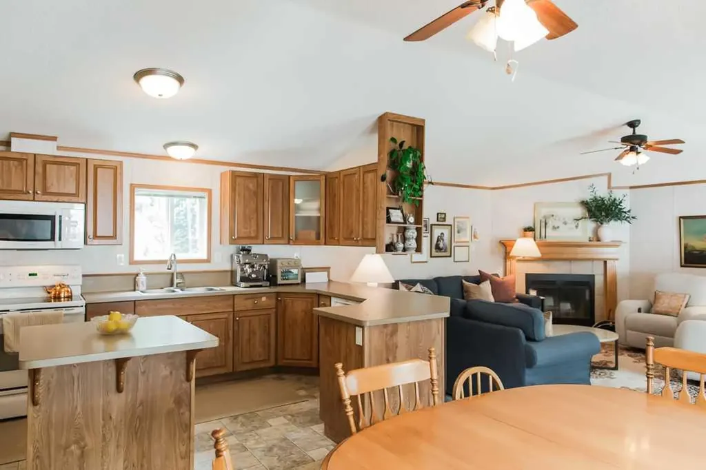 7329 Twp Road 701a Grovedale AB T0H1X0