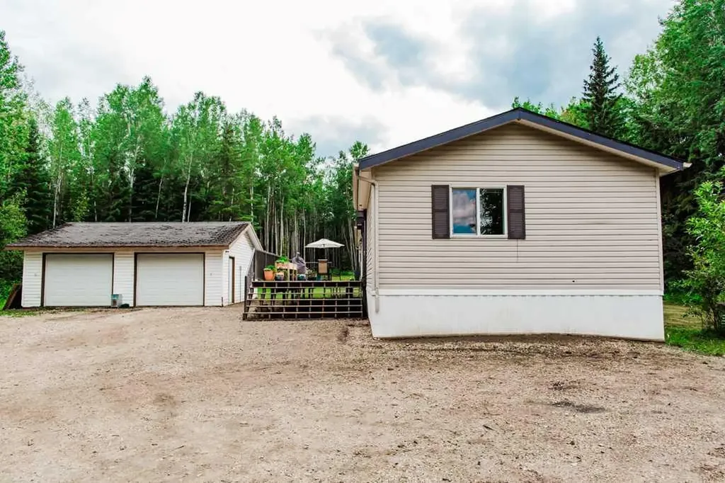 7329 Twp Road 701a Grovedale AB T0H1X0