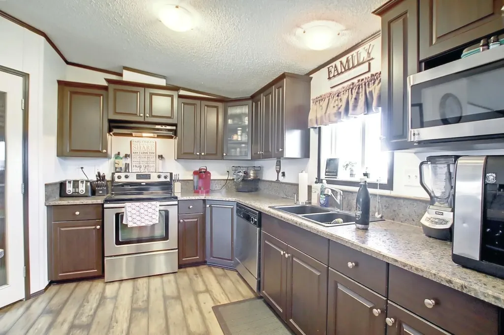 362070 Range Road 6-4 Rural Clearwater County AB T0M 0M0