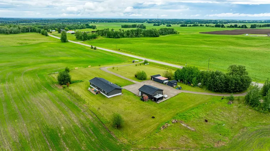 362070 Range Road 6-4 Rural Clearwater County AB T0M 0M0