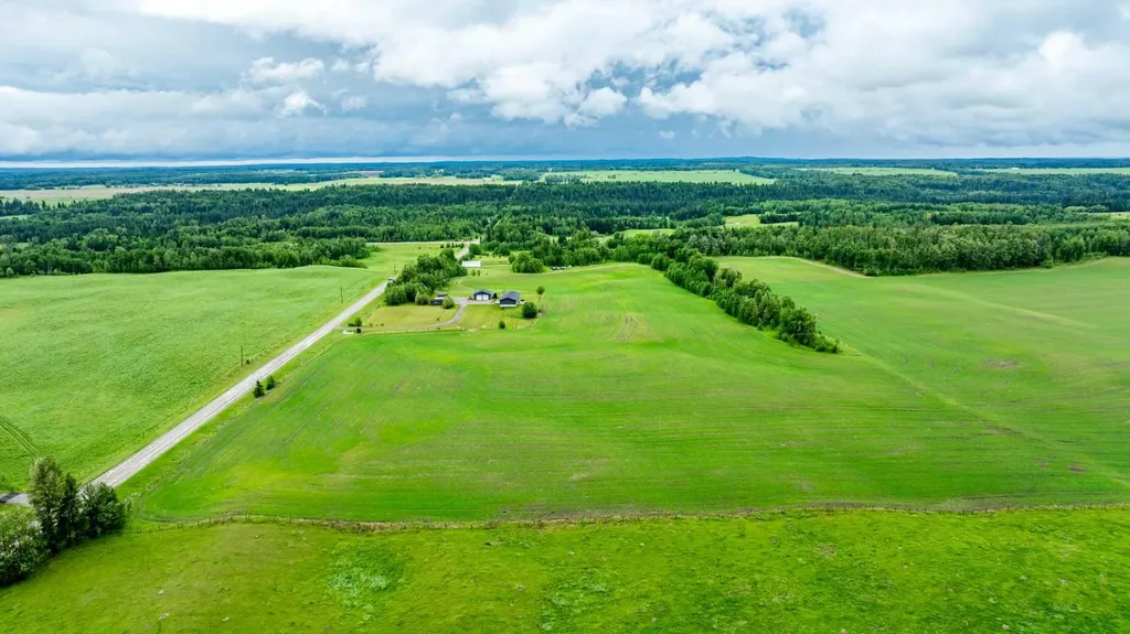 362070 Range Road 6-4 Rural Clearwater County AB T0M 0M0