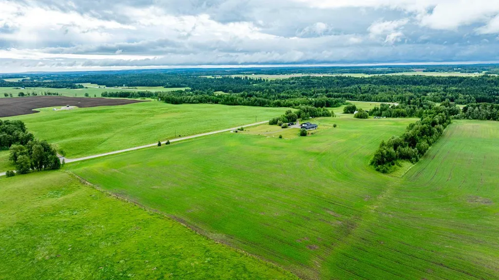 362070 Range Road 6-4 Rural Clearwater County AB T0M 0M0