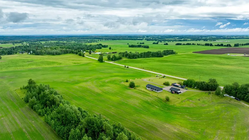 362070 Range Road 6-4 Rural Clearwater County AB T0M 0M0