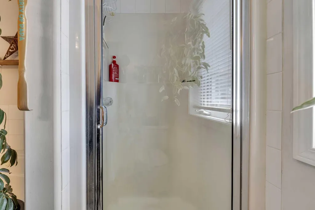 626 Saddlecreek Way NE Calgary AB T3J4A3