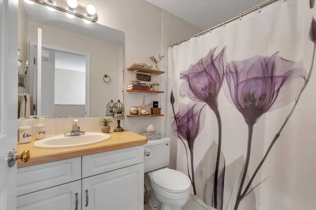 626 Saddlecreek Way NE Calgary AB T3J4A3