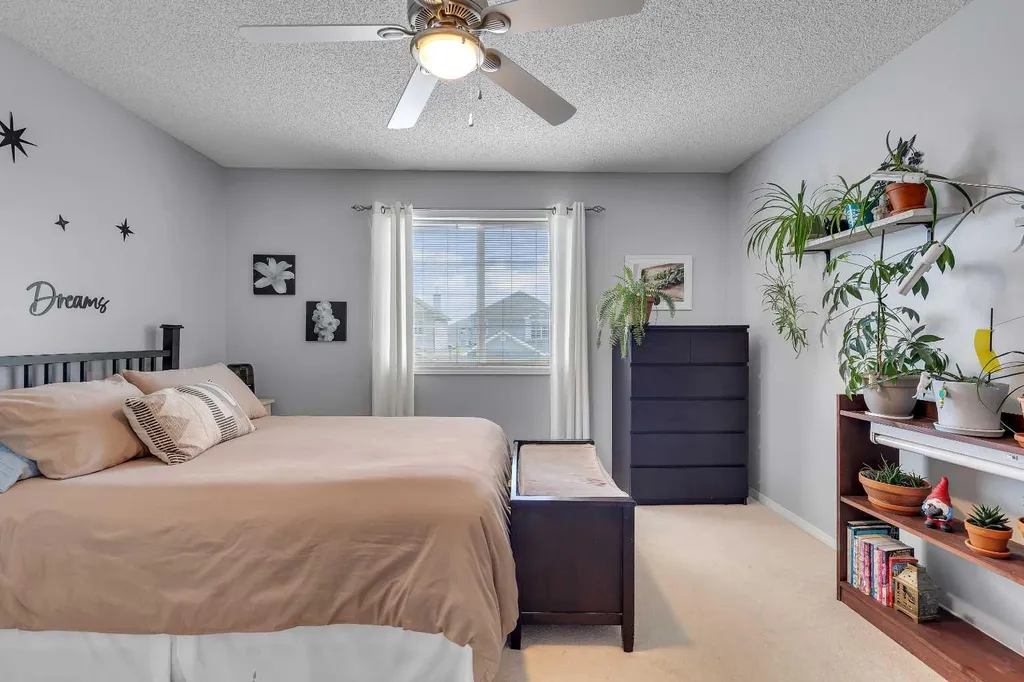 626 Saddlecreek Way NE Calgary AB T3J4A3