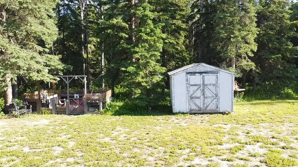 85026 Range Road 204 Rural Northern Sunrise County AB T0H3B0