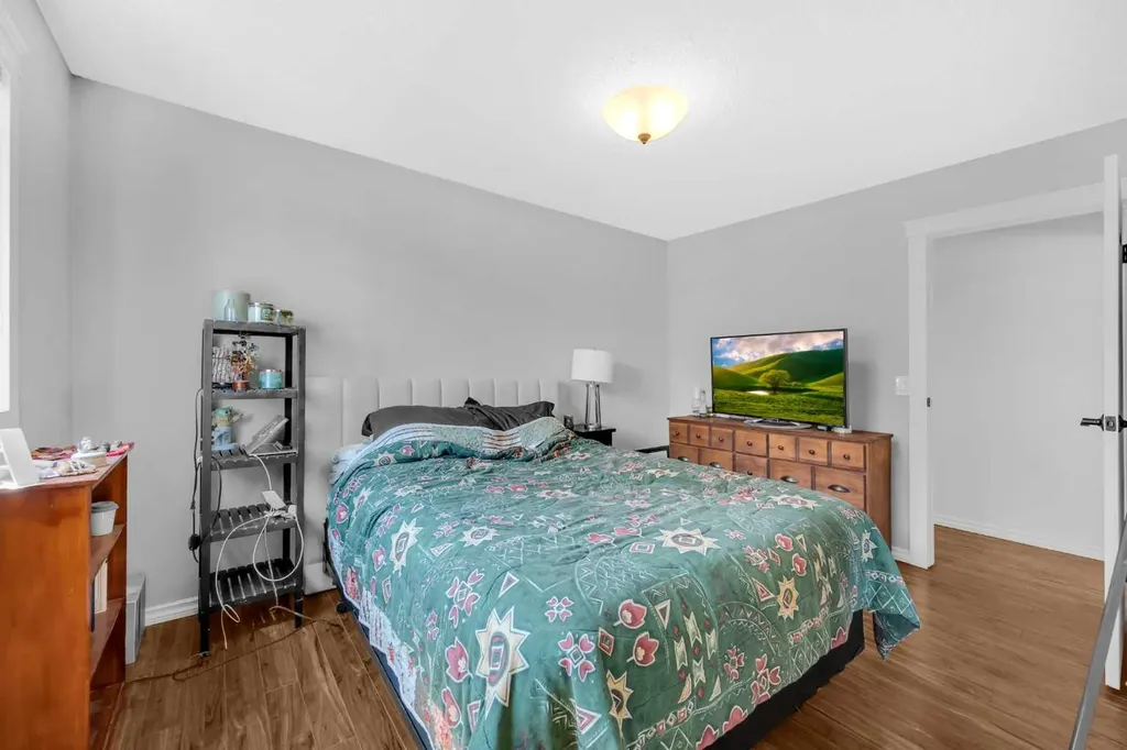 15 Ranch Glen Drive NW Calgary AB T3G 1T2