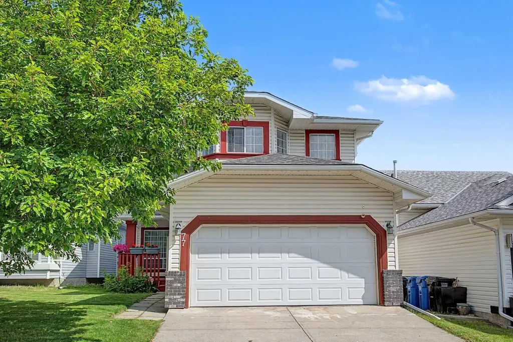 77 Citadel Gardens NW Calgary AB T3G 3X6