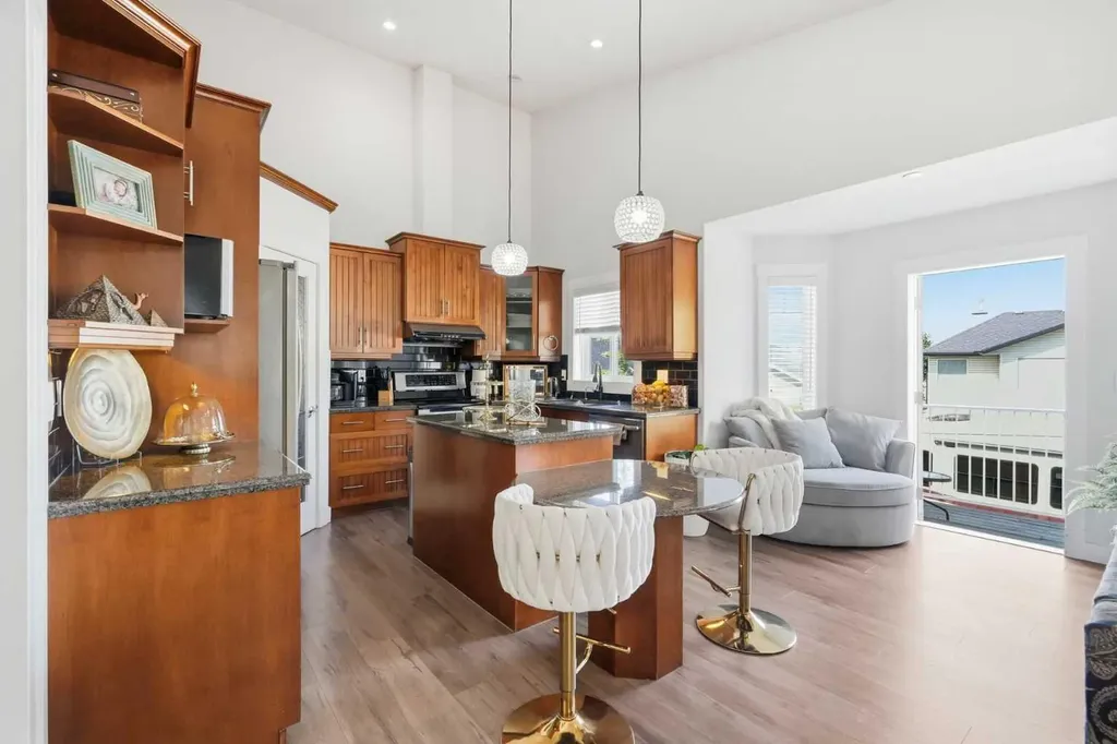 100 Cove Rise Chestermere AB T1X 1S7