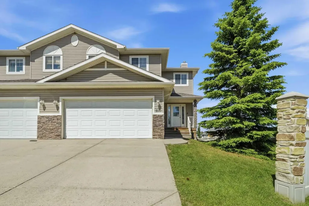 100 Cove Rise Chestermere AB T1X 1S7
