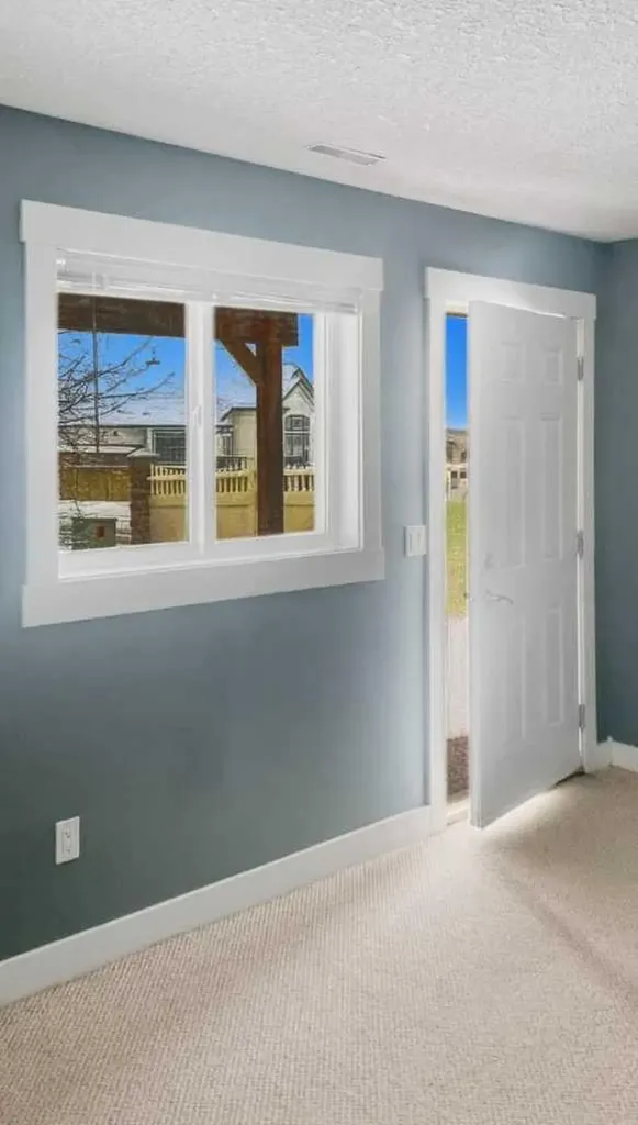 100 Cove Rise Chestermere AB T1X 1S7