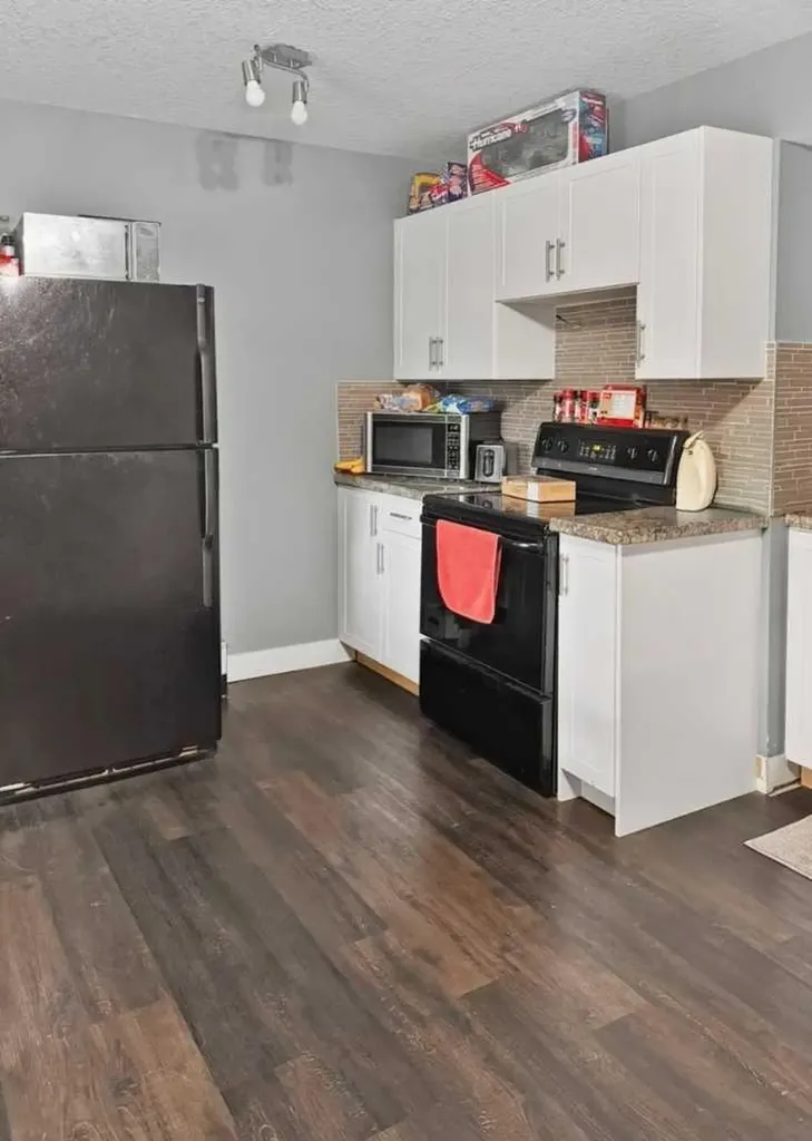 100 Cove Rise Chestermere AB T1X 1S7