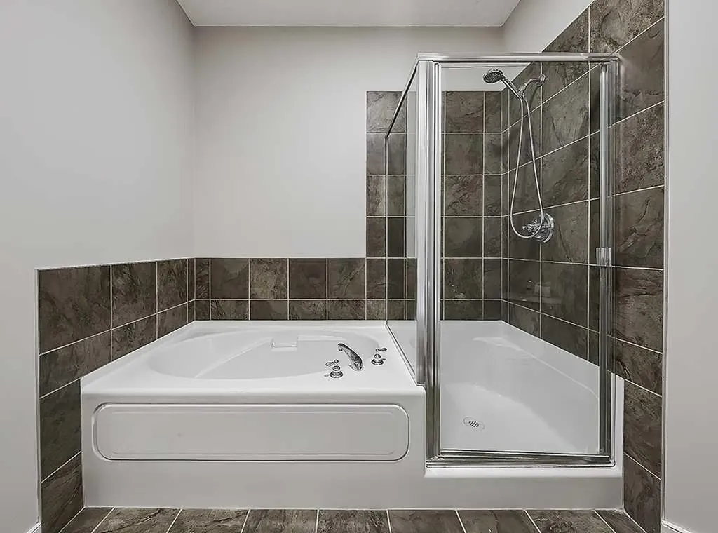 20 Discovery Ridge Close SW Calgary AB T3H 5X4