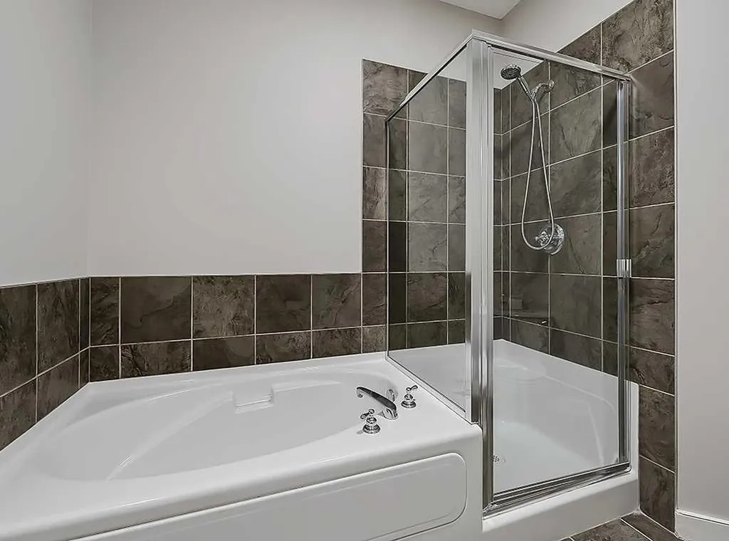 20 Discovery Ridge Close SW Calgary AB T3H 5X4