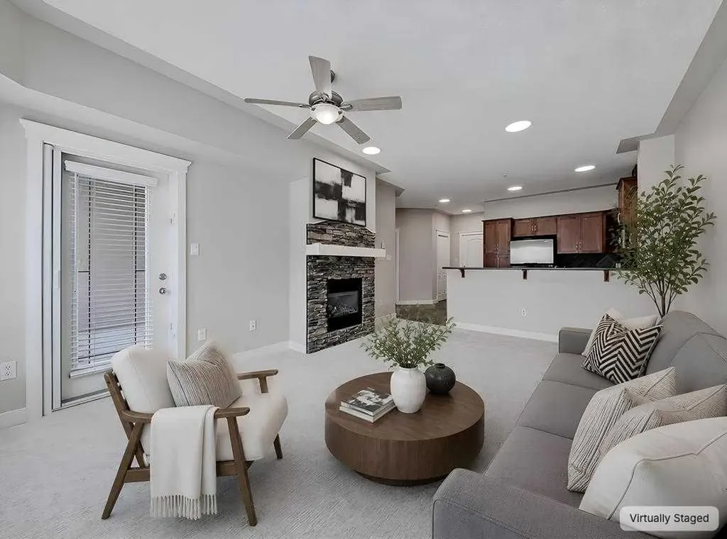 20 Discovery Ridge Close SW Calgary AB T3H 5X4