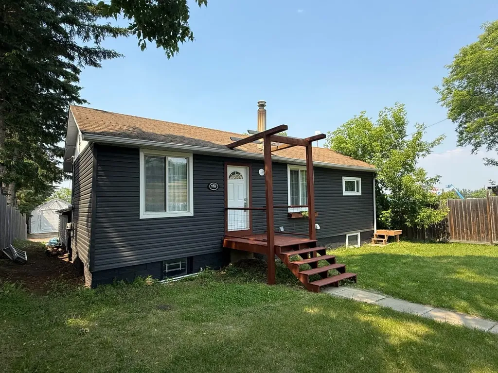 4911 42 Street Athabasca AB T9S 1P7