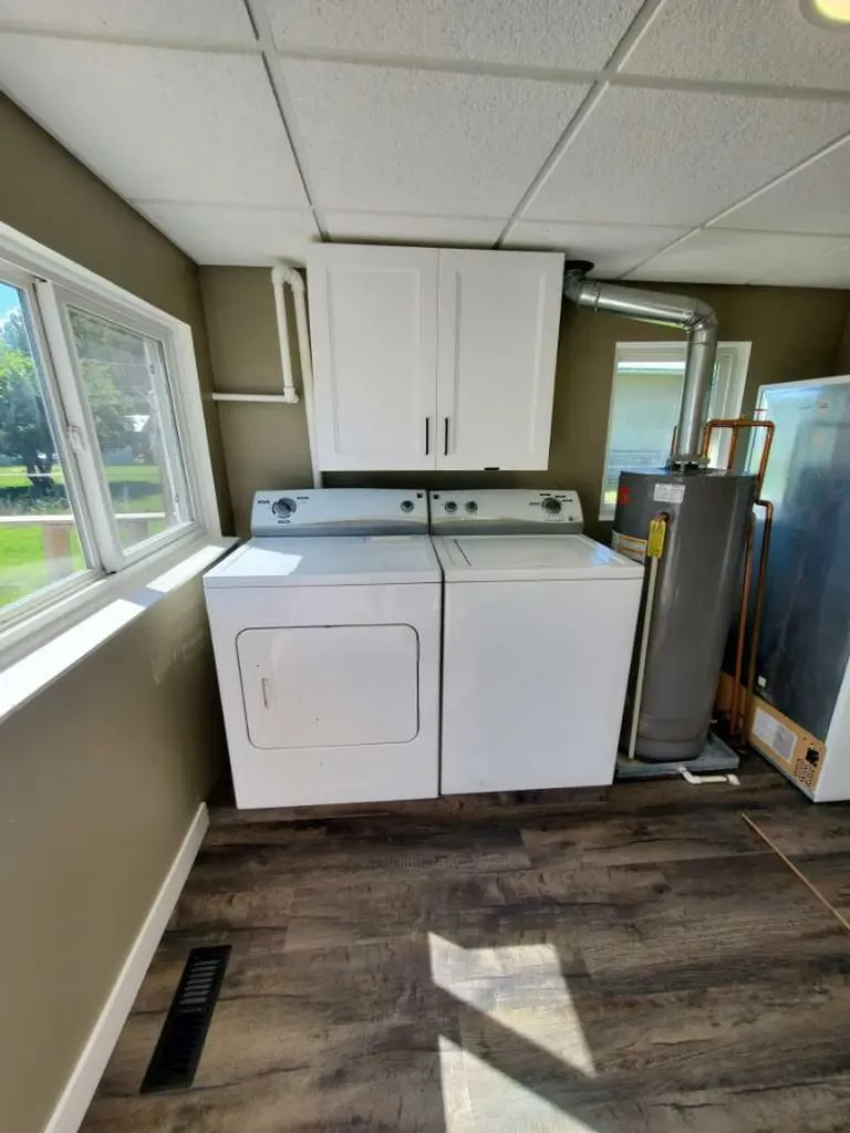 531 65 Street Edson AB T7E 1M2