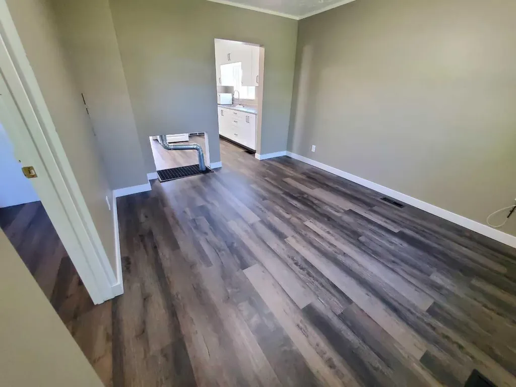 531 65 Street Edson AB T7E 1M2