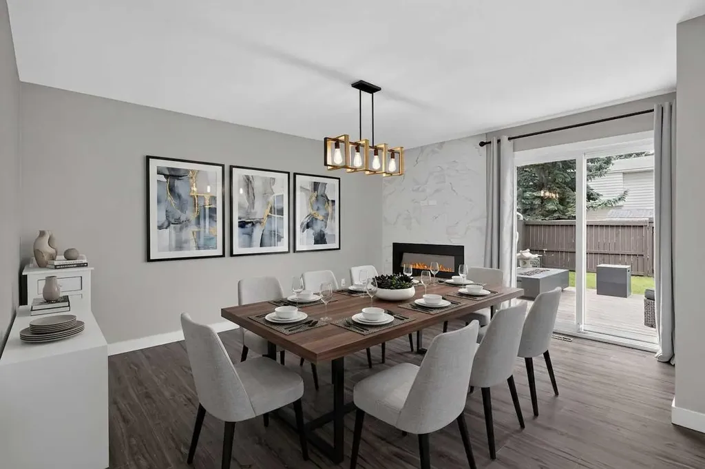132 Woodglen Way SW Calgary AB T2W 4T3